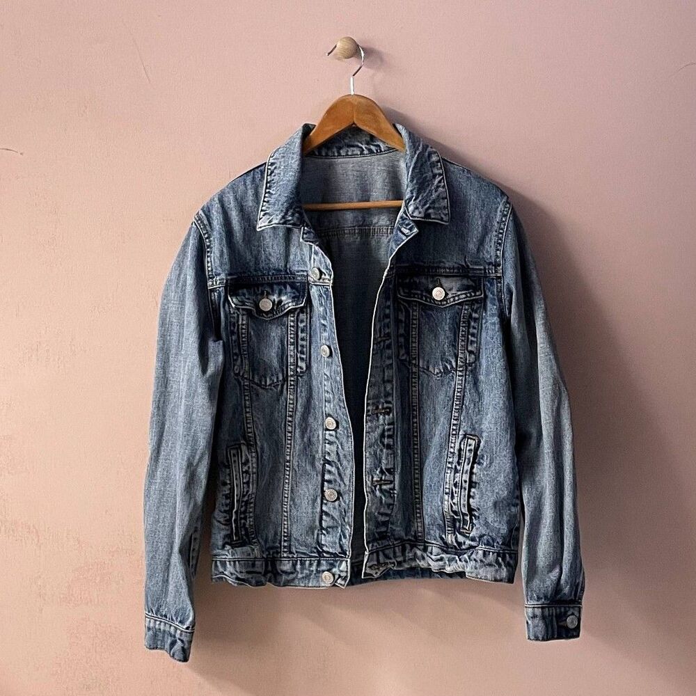 Charlotte Russe Refuge Medium Washed Blue Denim Jacket Size L EUC